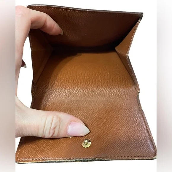 Louis Vuitton Elise Compact Wallet - Authentic - Picture 7 of 9